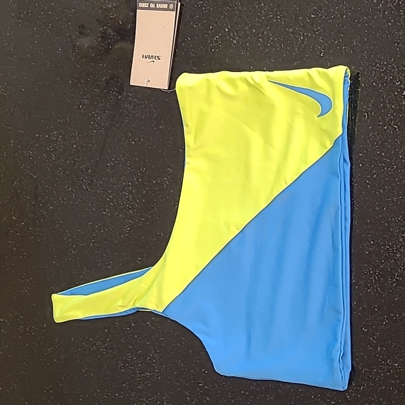 👙Nike Reversible Swim Top - Picture 2 of 7